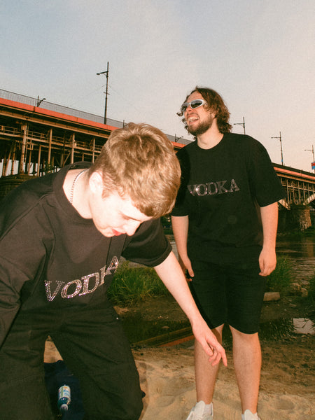 Załaduj obraz do przeglądarki galerii, Vodka Boxy Premium T-shirt