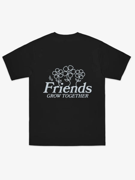 Załaduj obraz do przeglądarki galerii, Friends Grow Together Regular Black T-shirt
