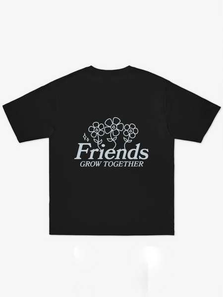 Załaduj obraz do przeglądarki galerii, Friends Grow Together Boxy Premium Black T-shirt
