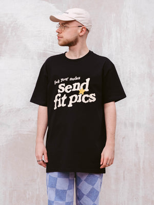 Send Fit Pics Oversized Premium T-shirt Czarny